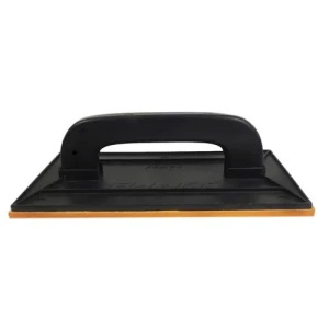 LLANA PLASTICA 14 x 24cm. CON GOMA EVA COMPEL